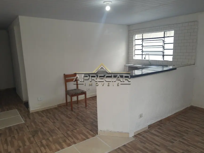 Foto 6 de Casa com 2 quartos para alugar, 80m2 em Burgo Paulista, São Paulo - SP