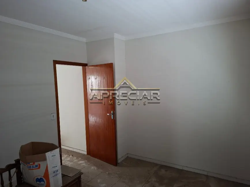 Foto 4 de Casa com 6 quartos à venda, 300m2 em Burgo Paulista, São Paulo - SP