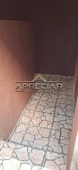 Casa com 2 quartos para alugar, 80m2 em Burgo Paulista, São Paulo - SP - imagem 3 Foto 3 de Casa com 2 quartos para alugar, 80m2 em Burgo Paulista, São Paulo - SP