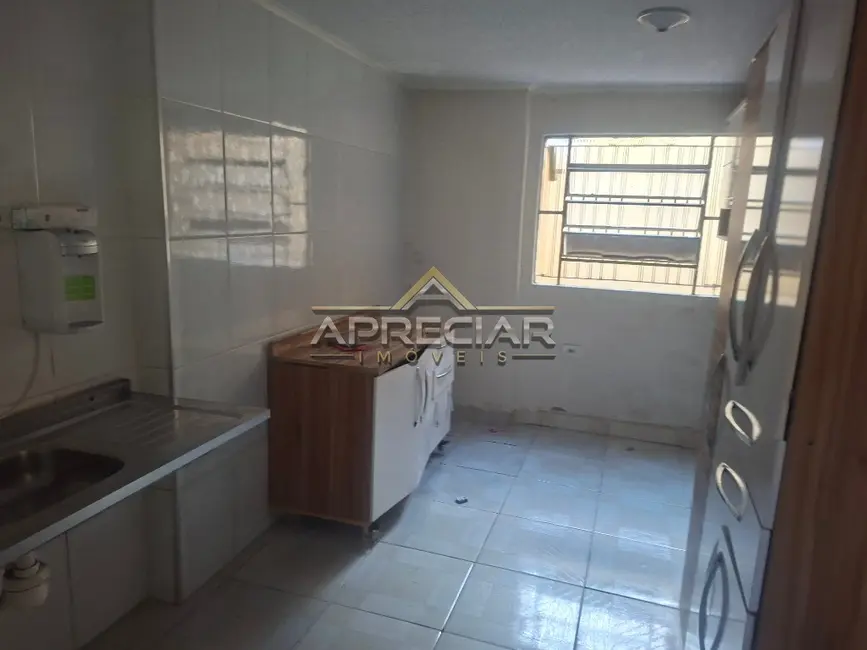 Foto 9 de Casa com 2 quartos para alugar, 100m2 em Vila Carlos de Campos, São Paulo - SP