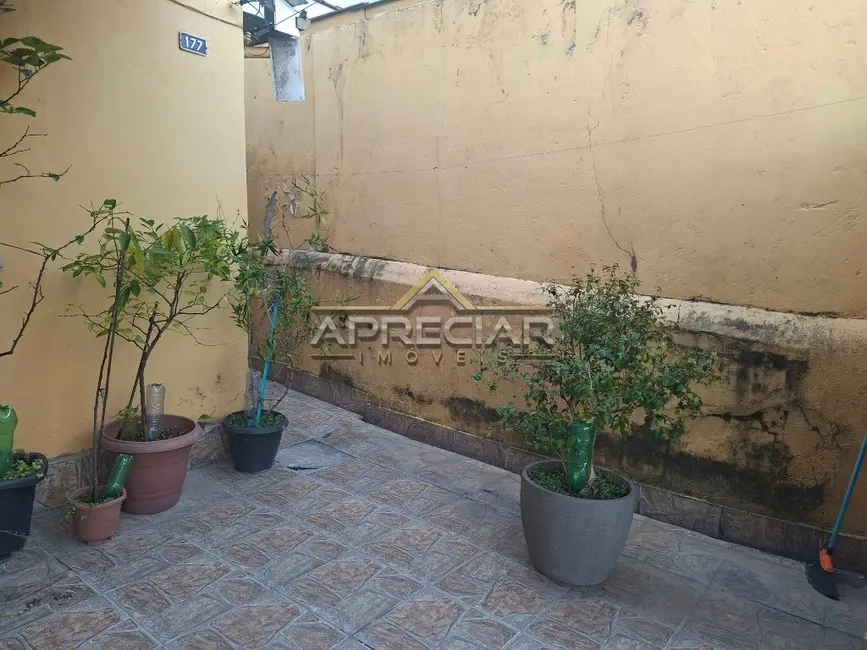 Foto 4 de Casa com 2 quartos para alugar, 100m2 em Vila Carlos de Campos, São Paulo - SP